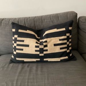 Pendleton-inspired Wool Decorative Pillow - 22x15